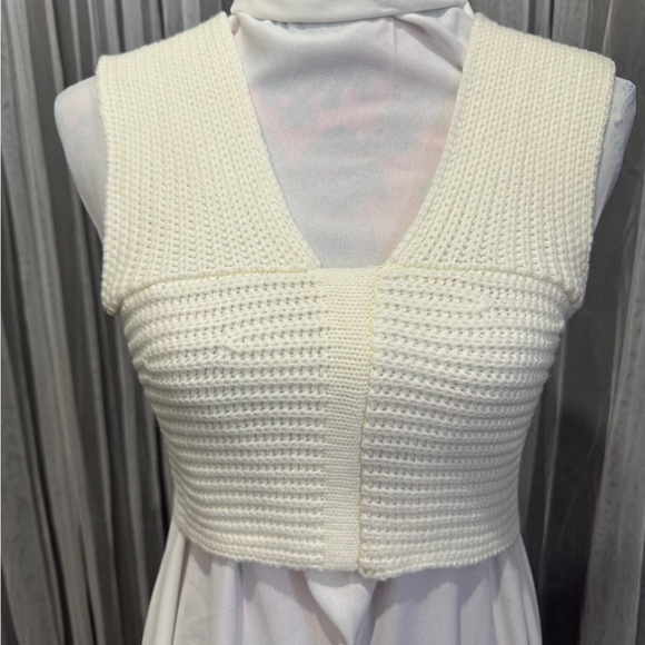 Cross-Front Knit Tank Top (1B - 0034) - Picture 4 of 4